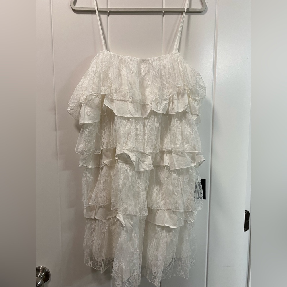 Lulu’s White tiered lace mini dress